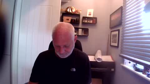 greyfox_6000 online show from August 11, 9:11 am