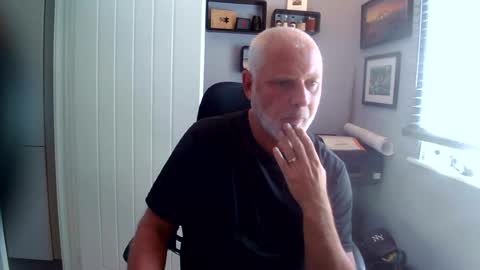 greyfox_6000 online show from August 11, 1:13 pm