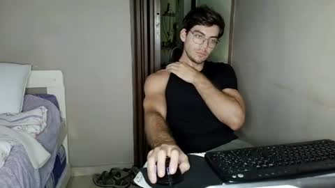 gringodelicius online show from June 13, 8:28 pm
