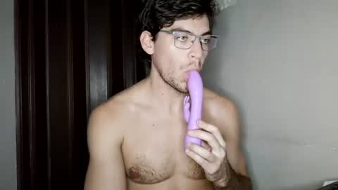 gringodelicius online show from June 15, 11:14 pm