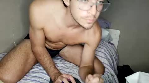 gringodelicius online show from June 19, 7:36 pm