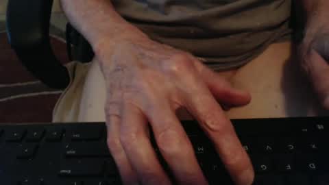 griz01 online show from June 21, 6:09 pm