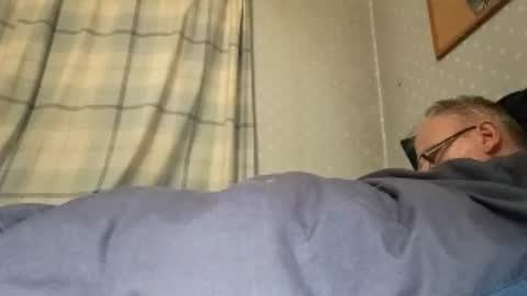grossebite4444 online show from June 13, 12:51 am