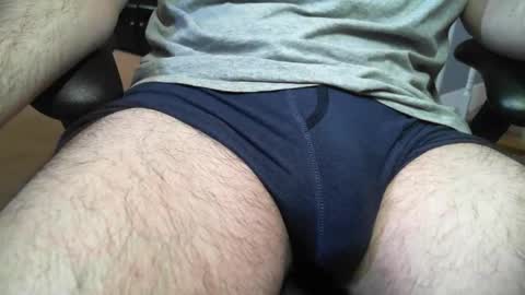 grownoshow9 online show from April 13, 8:52 pm
