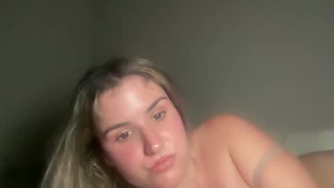 grrlgod online show from August 1, 2:50 am