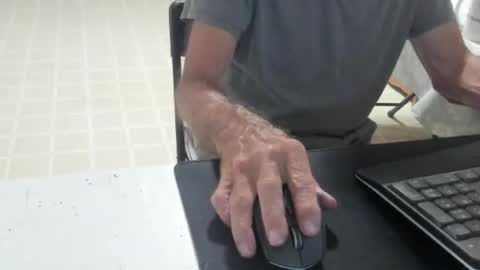 grumpyoldman75830 online show from July 6, 1:20 am
