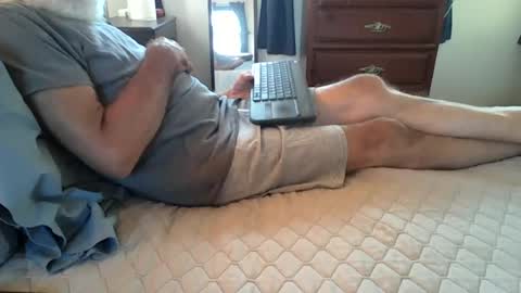 grumpyoldman75830 online show from July 8, 12:03 am