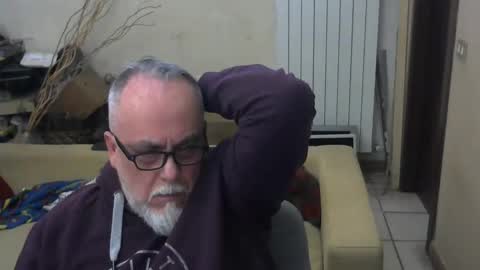 GRIZZLY65 online show from April 6, 10:08 am
