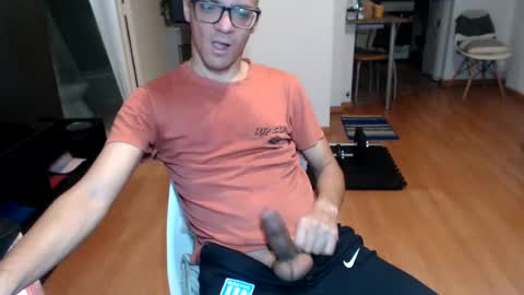 guachin_new online show from August 1, 3:56 am