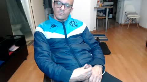 guachin_new online show from August 8, 3:01 pm