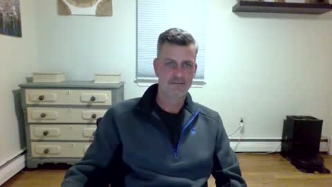 gudguy2025 online show from May 10, 1:30 am