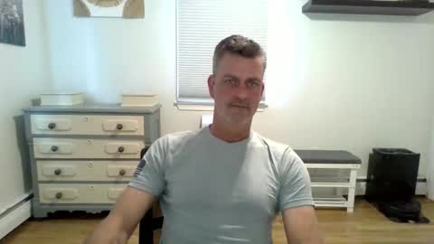 gudguy2025 online show from May 14, 4:50 pm