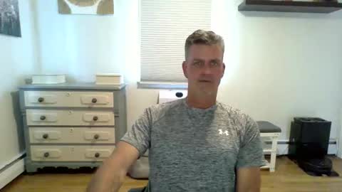 gudguy2025 online show from May 20, 5:25 pm
