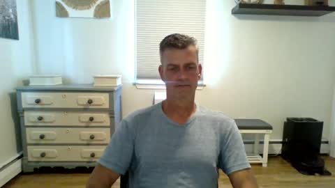 gudguy2025 online show from July 1, 4:19 pm