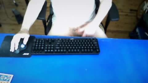 guesswhatigot2 online show from August 1, 4:51 am