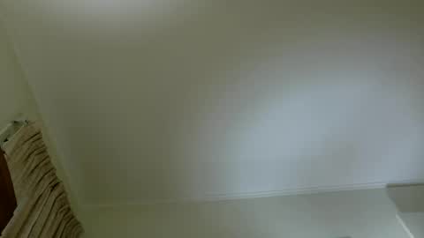 guest_3591 online show from June 27, 12:03 am