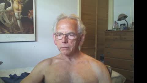 Roy online show from June 29, 5:59 pm