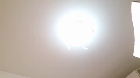 guns_n_buns online show from July 9, 8:58 pm