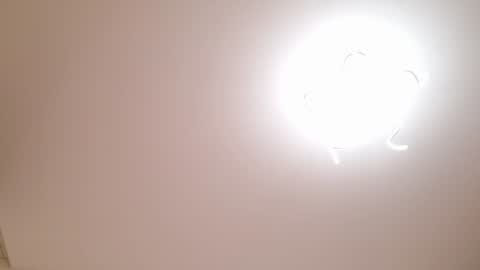 guns_n_buns online show from July 17, 1:05 am