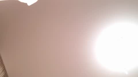 guns_n_buns online show from July 27, 12:16 am