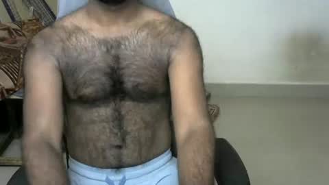 guru95497 online show from May 28, 9:51 pm