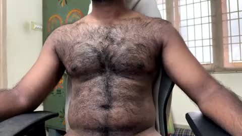 guru95497 online show from August 2, 9:16 am
