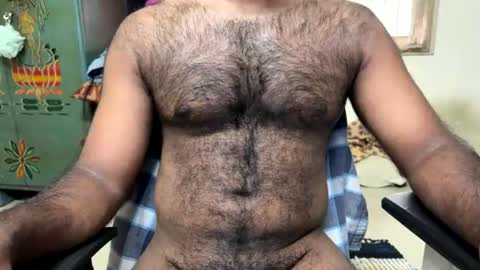 guru95497 online show from August 6, 9:19 am