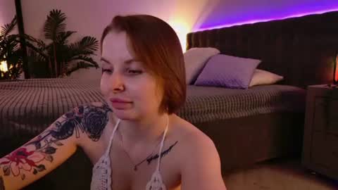 gwenhilton online show from August 7, 8:58 am