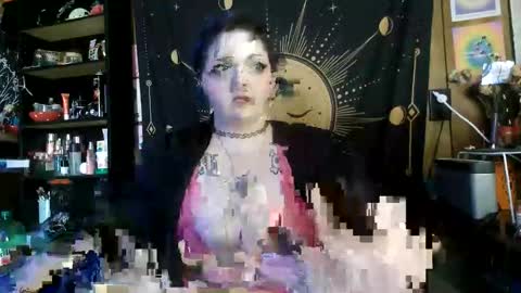 Goddess Fe online show from May 31, 9:50 pm