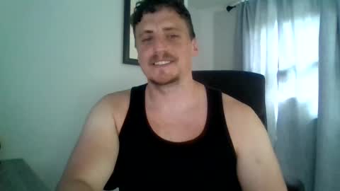 gymbro1986 online show from August 13, 6:33 pm