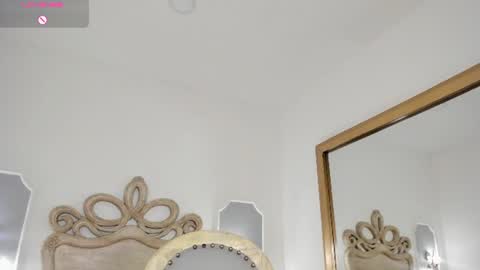 hade_miller online show from August 10, 6:59 am