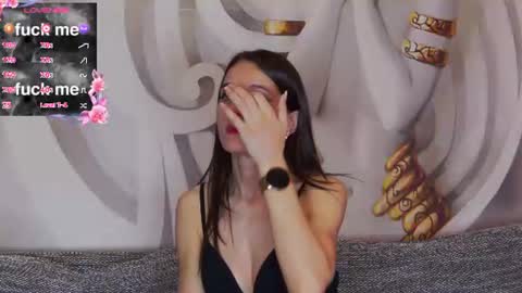 HaileyPeach online show from August 14, 8:23 pm
