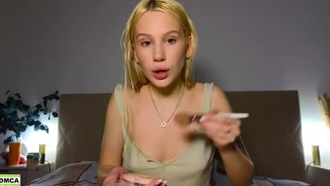 hailey_would online show from June 3, 10:57 pm