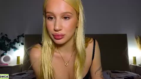 hailey_would online show from June 16, 11:03 pm