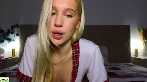 hailey_would online show from June 19, 11:16 pm