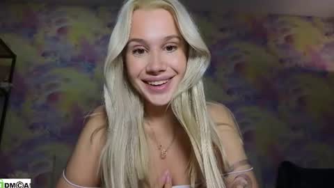 hailey_would online show from August 15, 10:47 pm