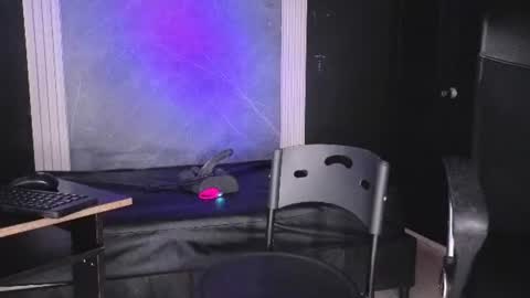 haileycat_ online show from July 31, 3:46 am