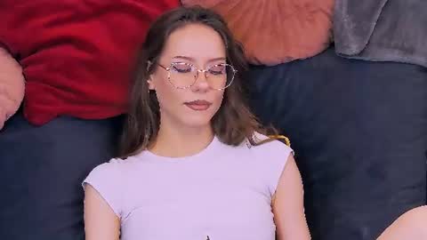 Carla online show from August 3, 7:32 pm