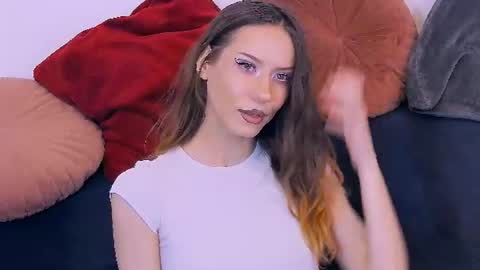 Carla online show from August 3, 8:38 pm
