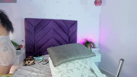 haileystonei online show from August 13, 11:57 am