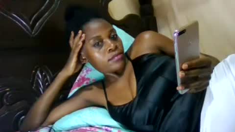 hairy_africanbae online show from August 9, 3:40 am