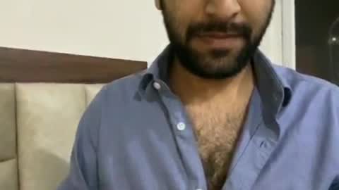 hairy_alpha_beast online show from July 21, 4:31 pm