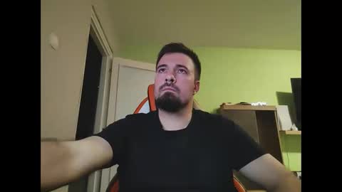 hairy_guy007 online show from February 19, 9:23 pm