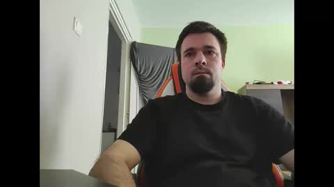 hairy_guy007 online show from April 5, 12:57 pm