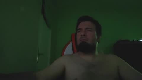 hairy_guy007 online show from June 15, 8:40 pm