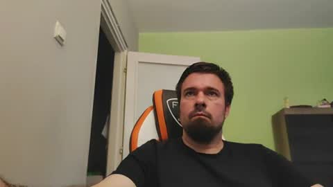 hairy_guy007 online show from June 27, 5:33 am