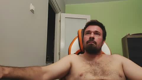 hairy_guy007 online show from August 21, 8:15 pm