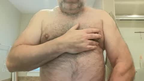 hairydaddreams online show from June 22, 1:34 pm