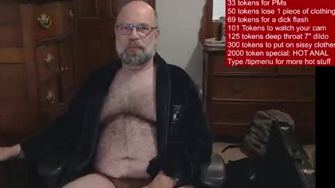 HairyDaddyBear69 online show from June 29, 11:13 am