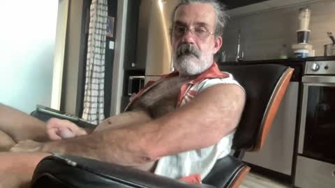 HairyTonkas online show from July 31, 12:11 pm